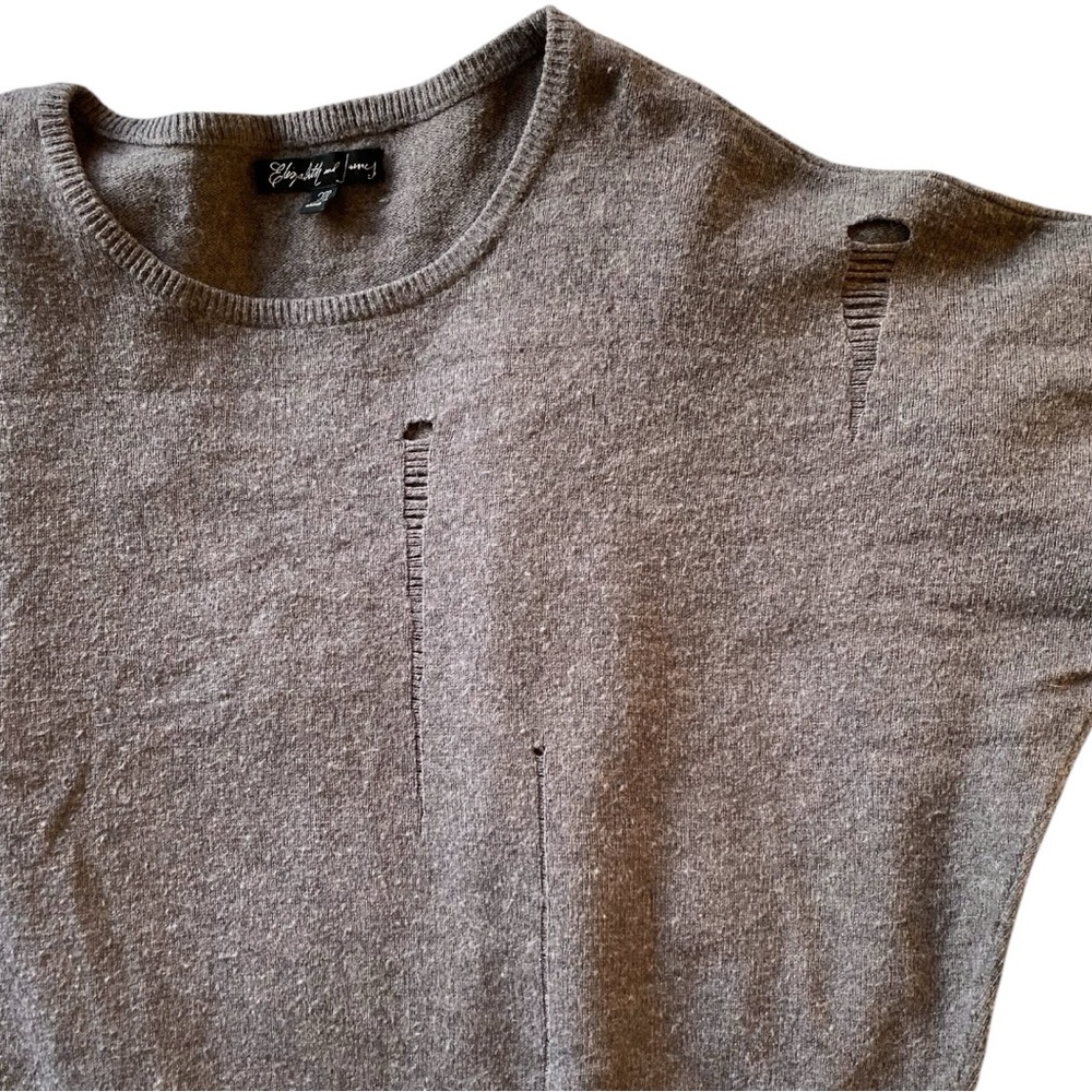 elizabeth and james distressed grey pullover sweater, sz M